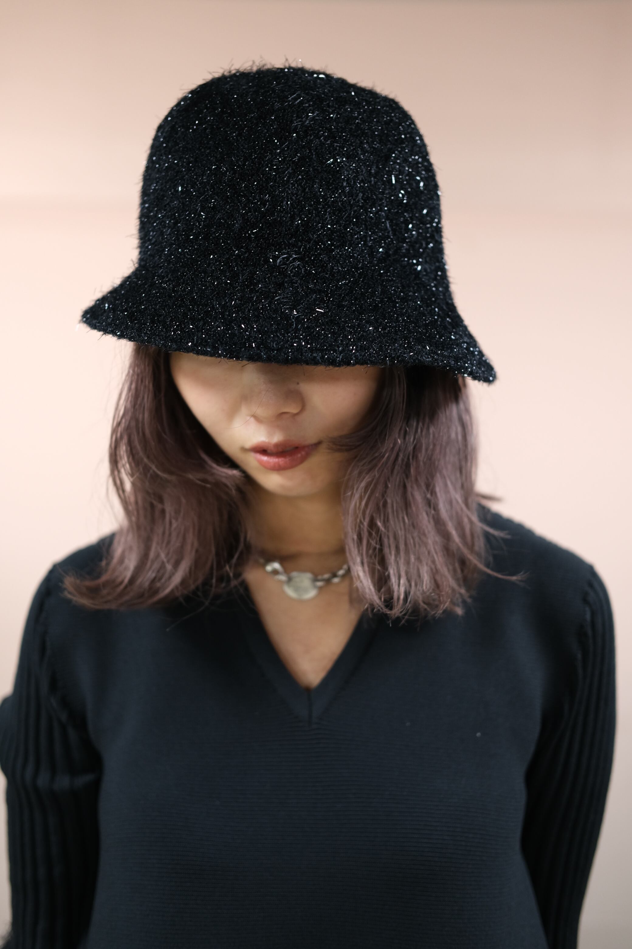 CFCL MESH KNIT ASYMMETRIC HAT | HDRETAIL.RU