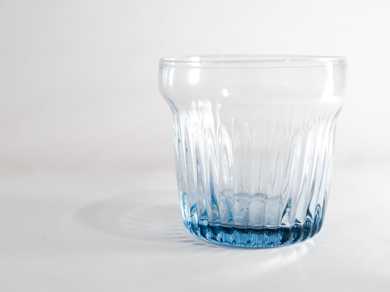 花岡央｜GRICE Tコップ | Magical Furniture Present.