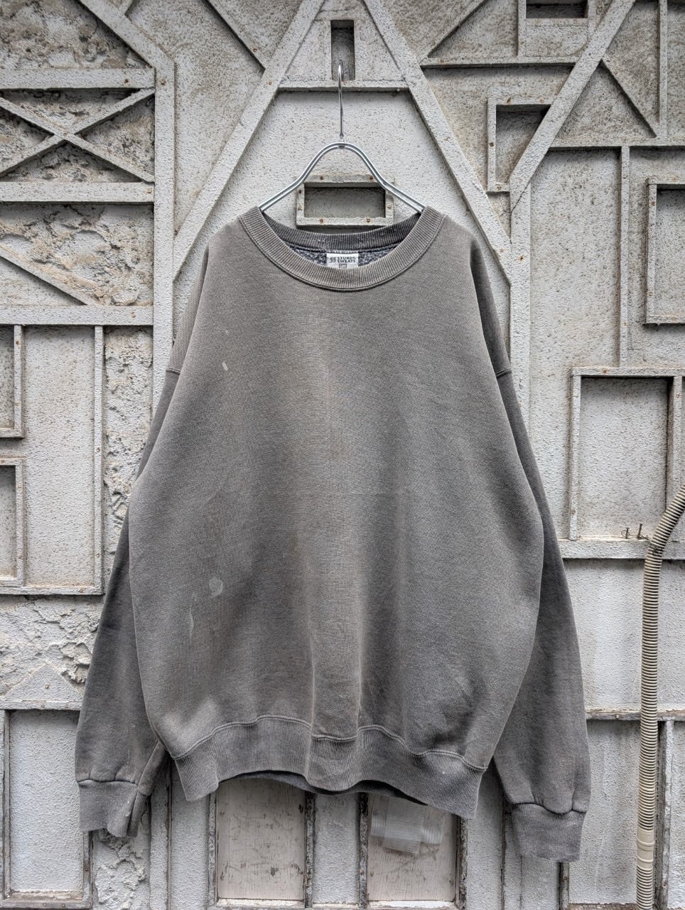 "LEE" faded sweat