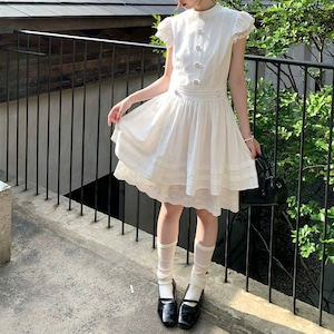 デザインボタンタックワンピース ・11564