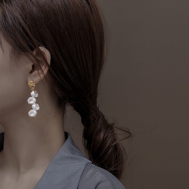 cold wind earrings