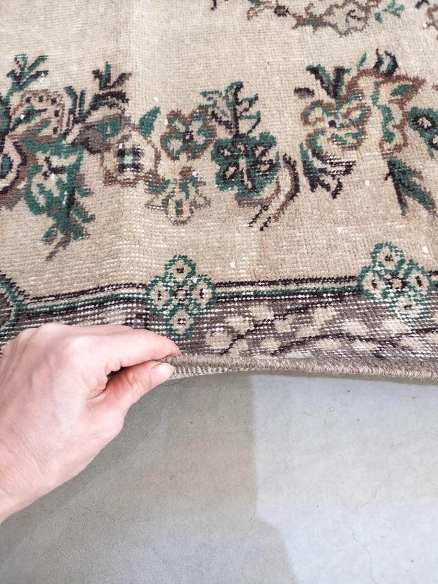 Turkish rug 203✕121cm No.391