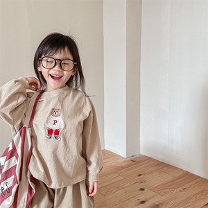 《取寄》 クマさんスウェット （全２色） ADBB 韓国子供服 トップス 刺繍ワッペン