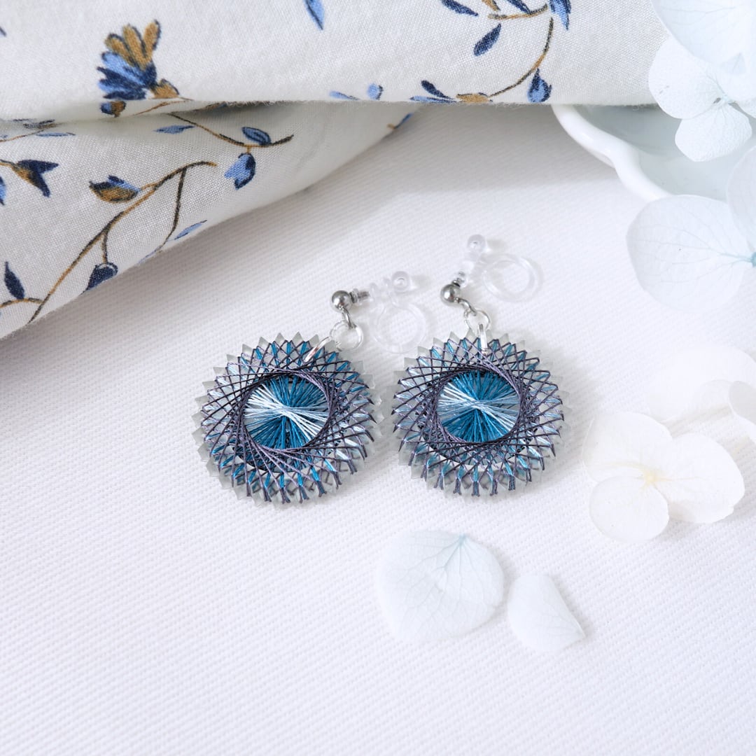 紫陽花の咲く夜 ピアス / イヤリング / ノンホールピアス | おかもと