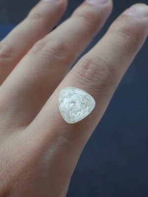 White Garden Quartz - b013