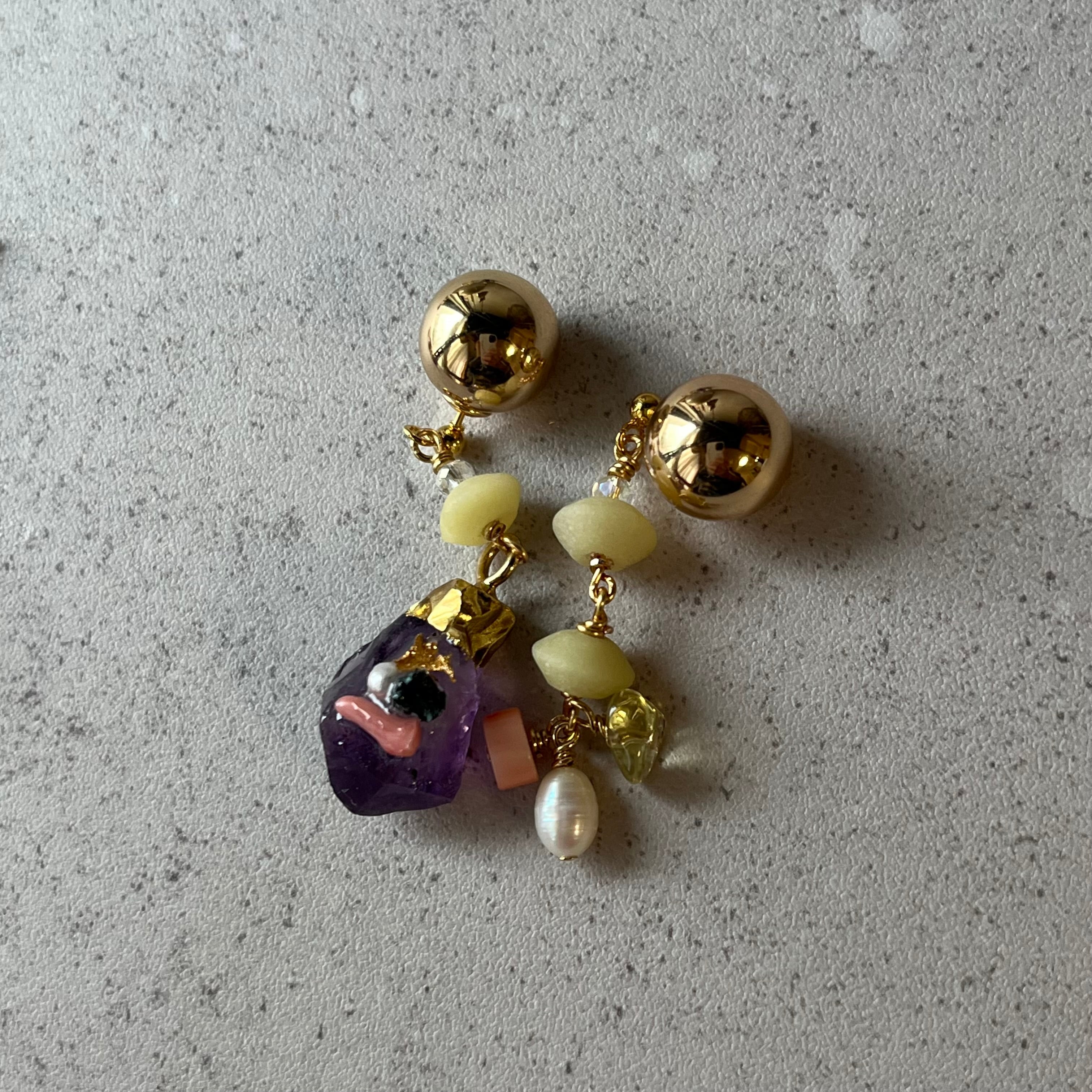 アメジストとドゥルージーのアシンメトリーピアス(イヤリング