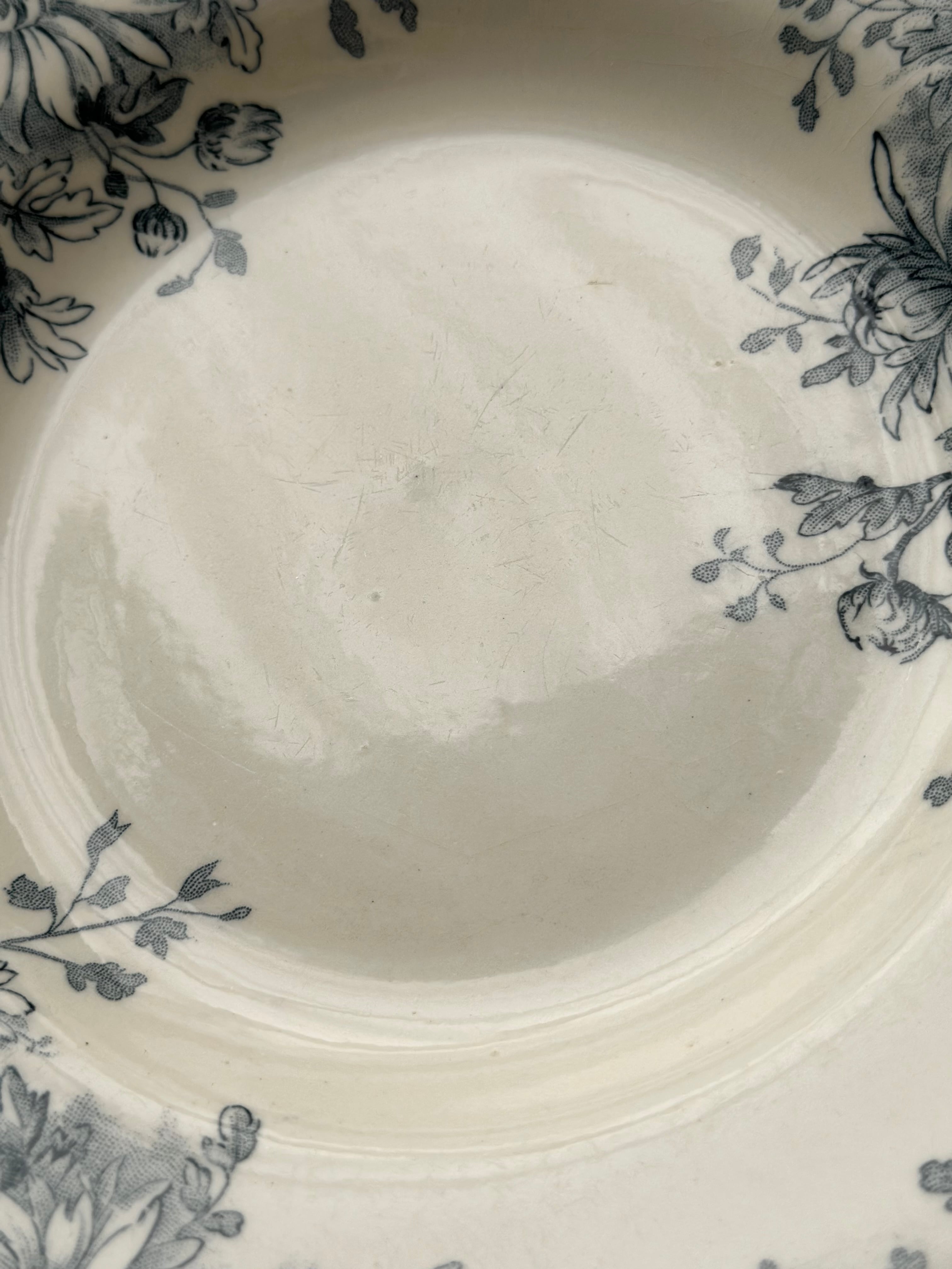 フランスアンティーク GIEN ジアン 秋の花 深皿 多彩色