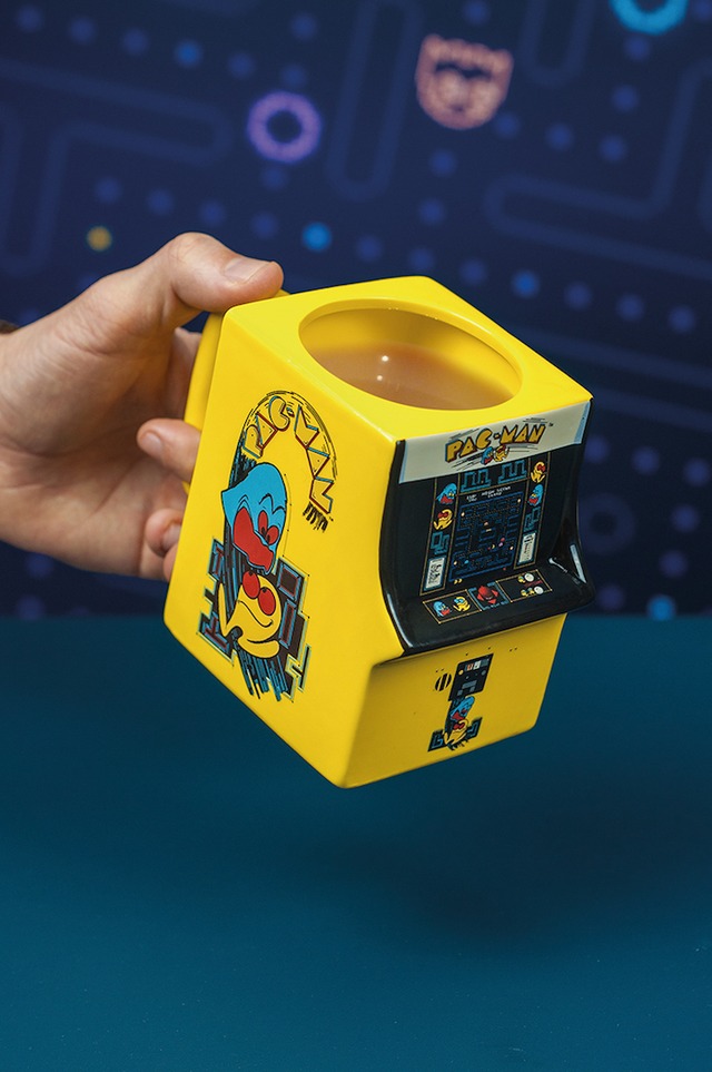 PAC MAN SHAPED MUG （パックマン アーケード 筐体型 マグ) / Paladone