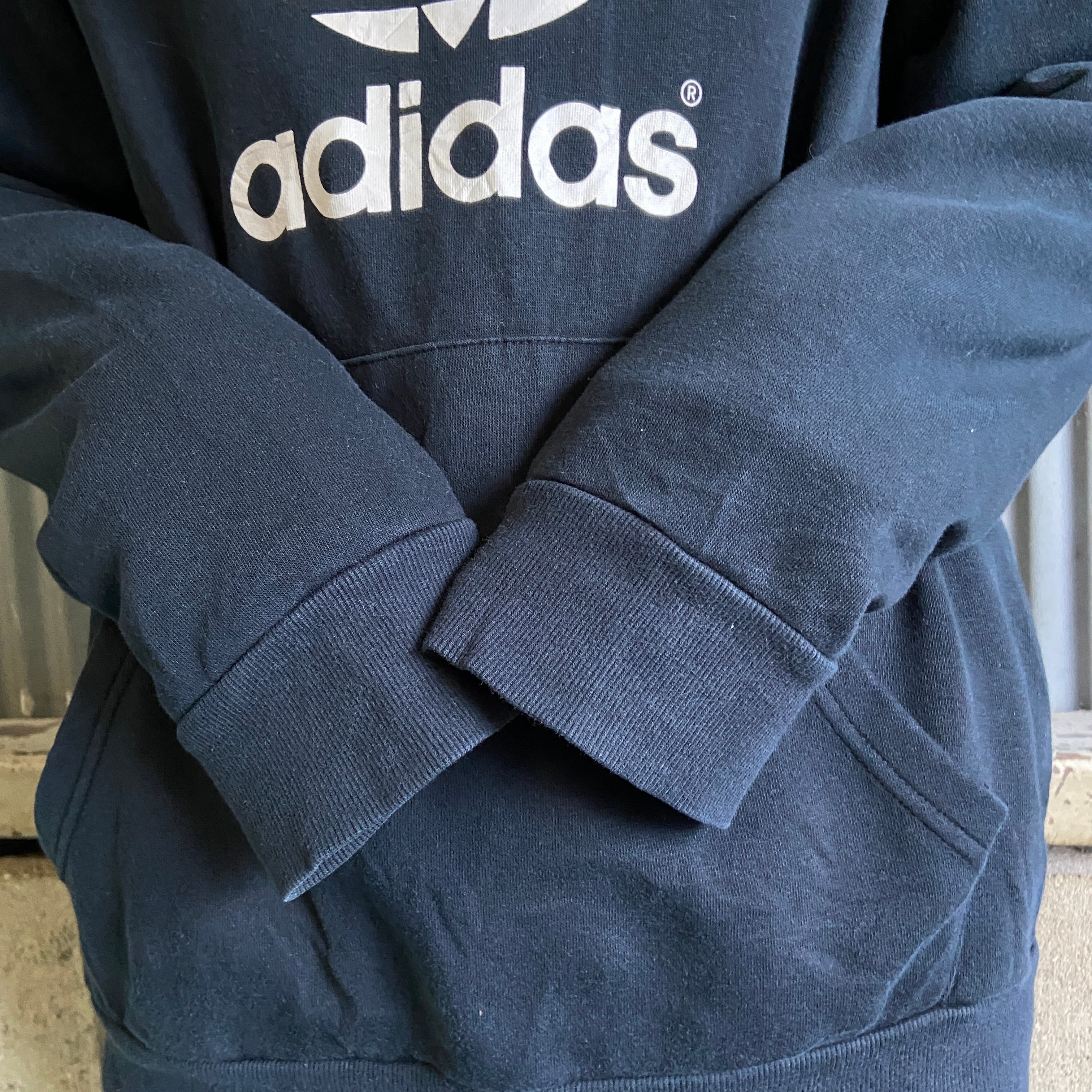 adidas アディダス トレフォイルロゴ フロントロゴ プリント