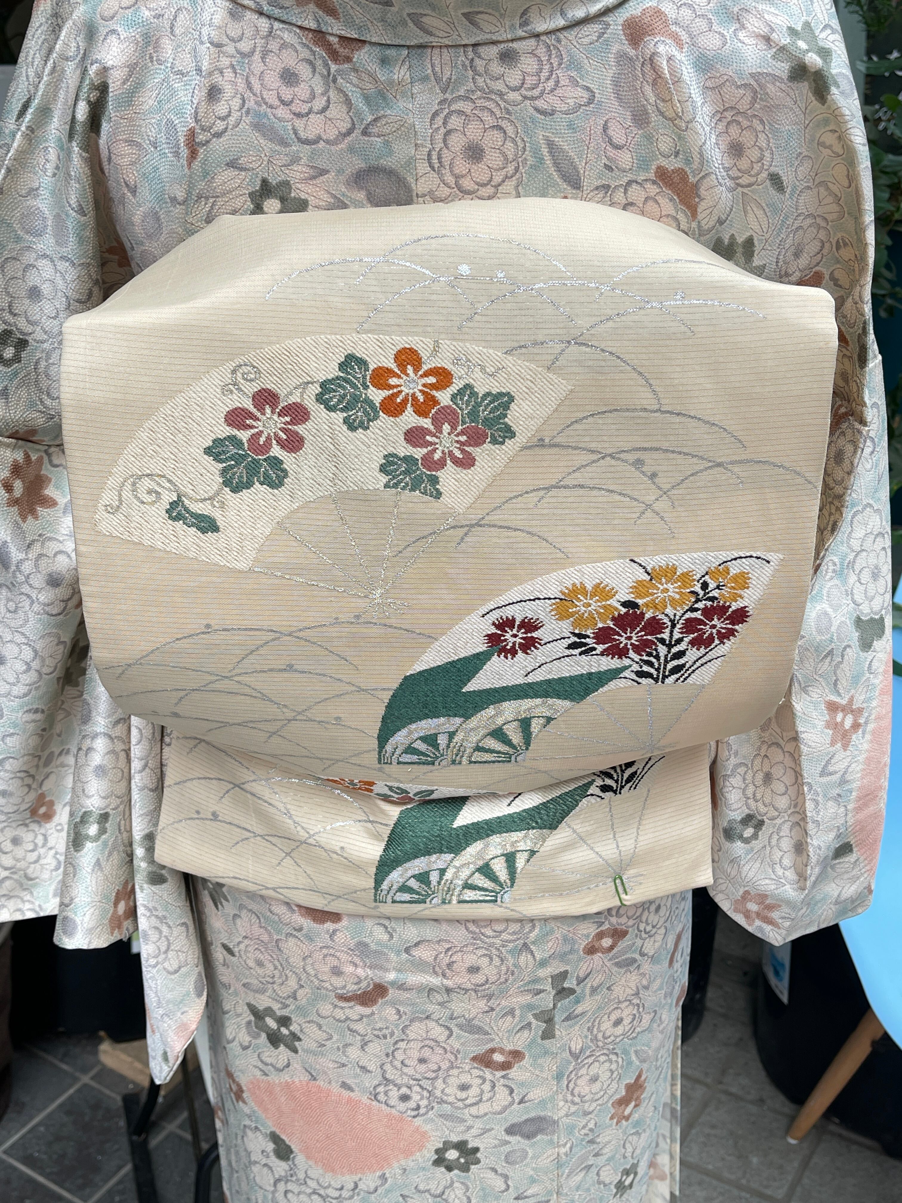 夏帯 アンティーク名古屋帯 九寸名古屋帯 絽 生成り 扇に花文様 銀の