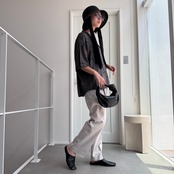 センタープレスストレートPT/エクリュ