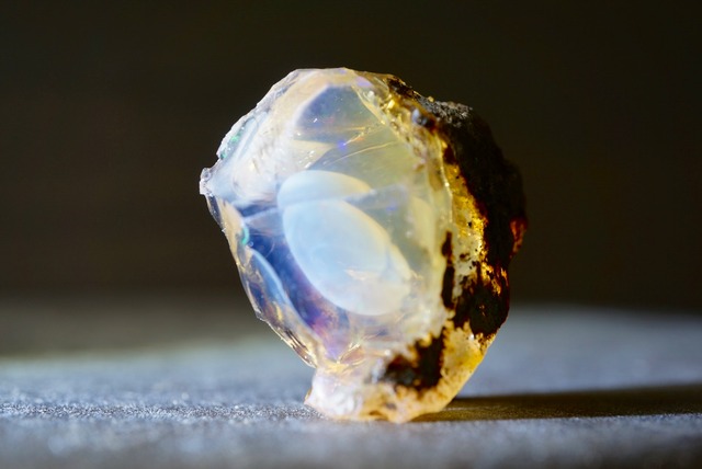 エッグ・イン・オパール Opal Egg 1331