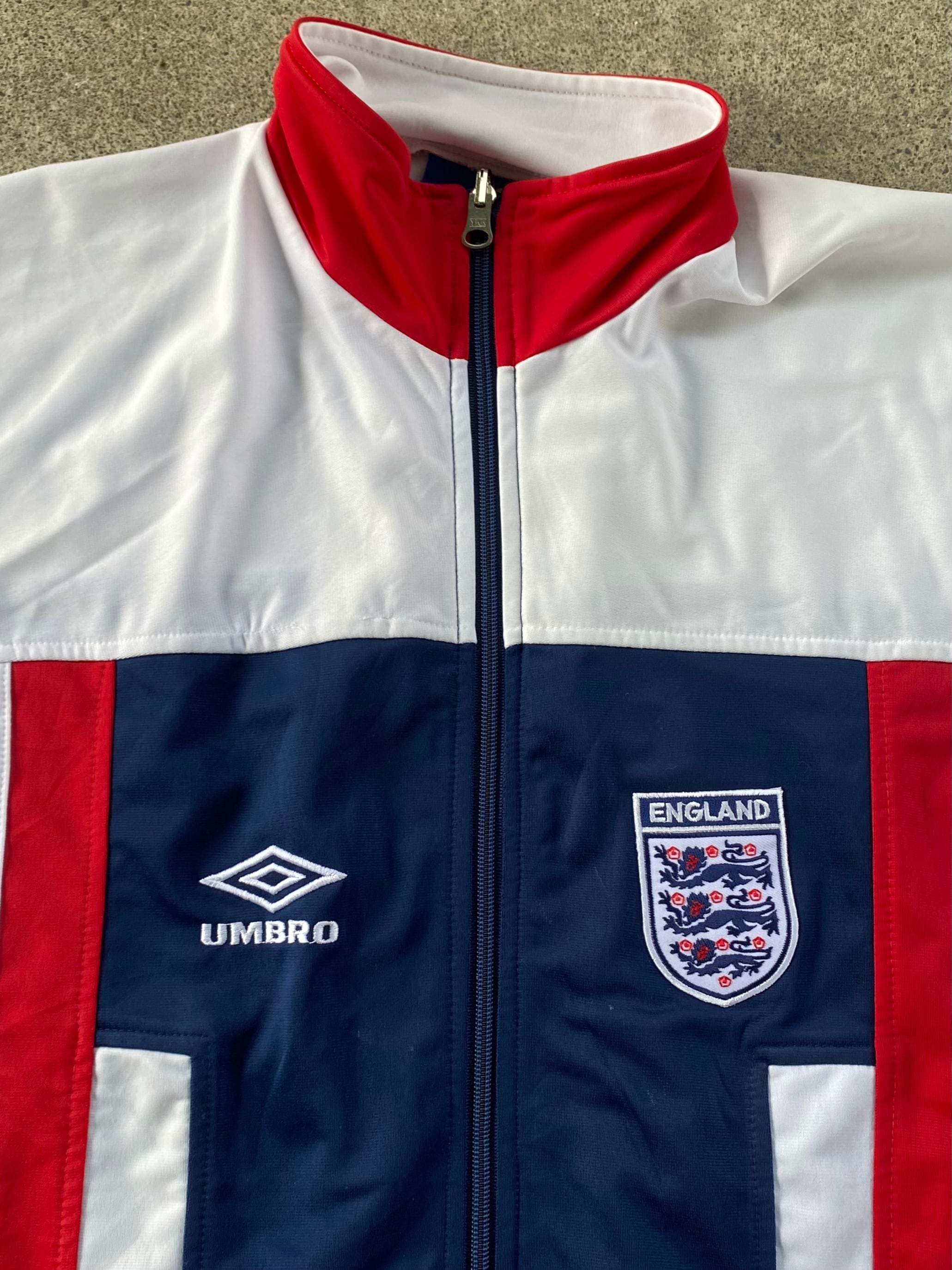 umbro　アンブロ　トラックジャケット　スウェット生地ジャージ　ENGLAND