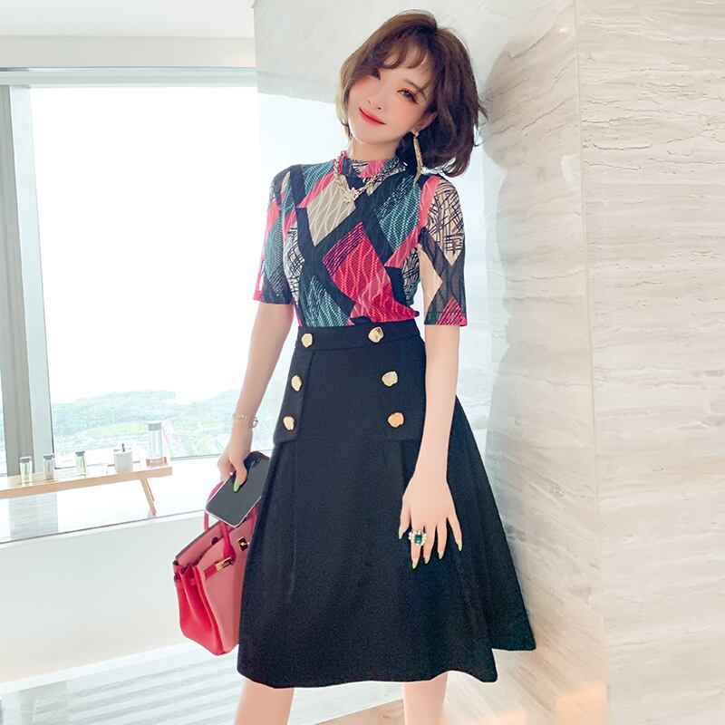 スタンダードモダンストライププリントTシャツ ダブルブレストゴールドバックルスカート オータム レトロ 秋物 MIUCO15855833867