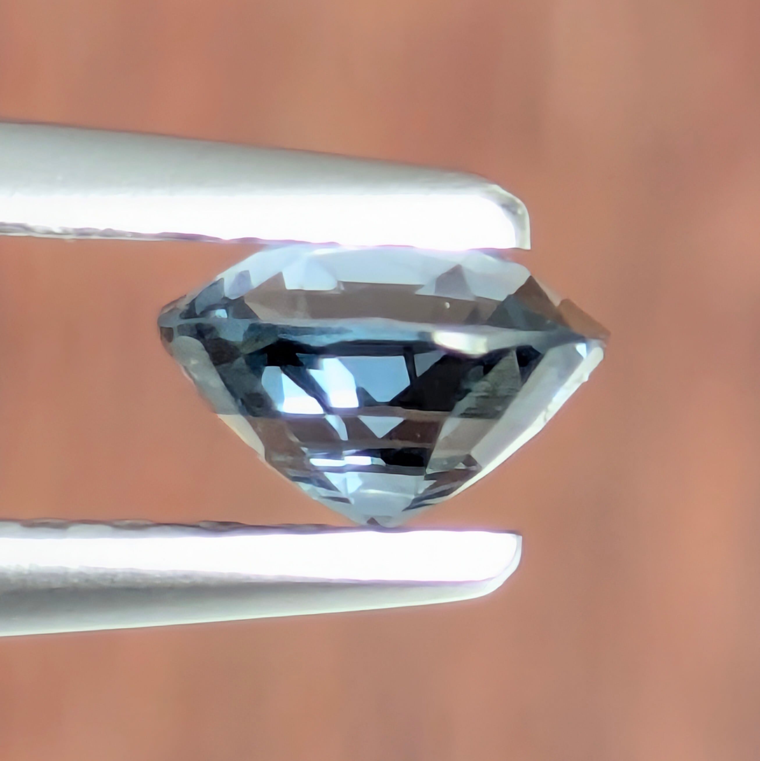 スピネル ルース ミャンマー・モゴック産 【0.41ct】 PRO208479
