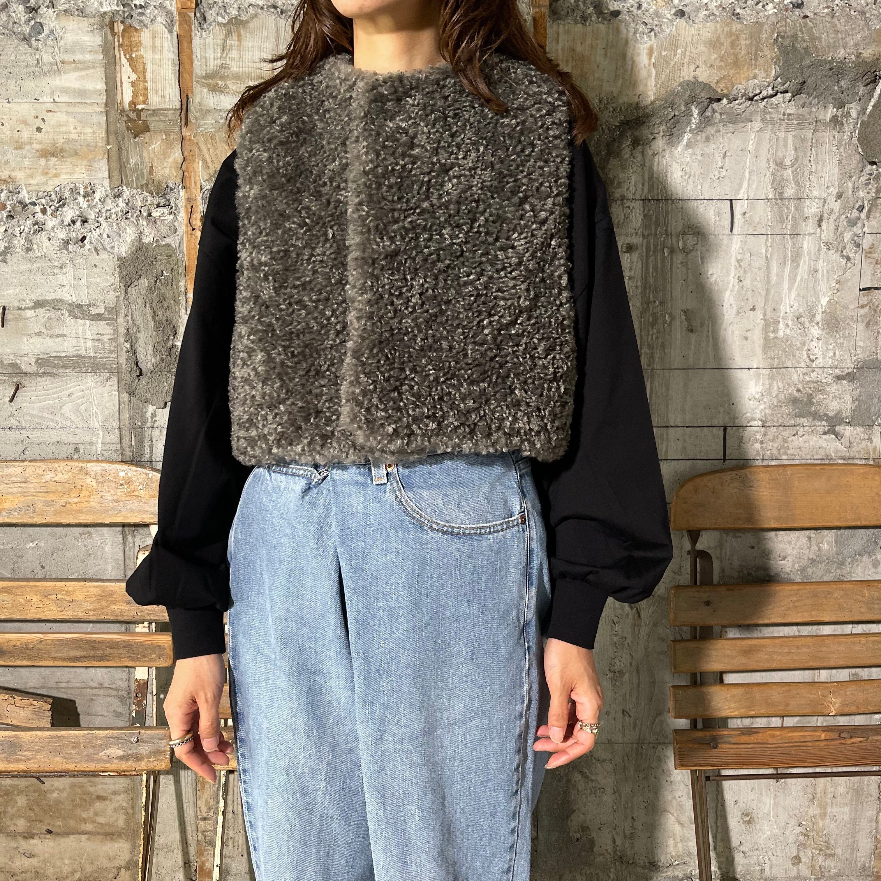 オリーブドラブ HYKE FAUX SHEARLING CROPPED VEST - ベスト/ジレ