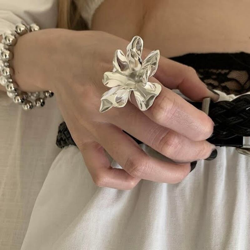 ビッグフラワーモチーフリング R01093