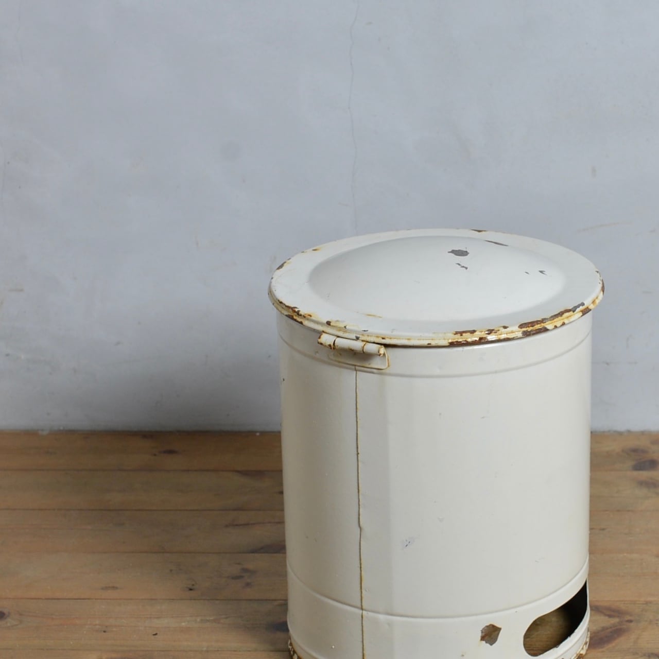 Garbage Can / ガーベッジ カン〈ゴミ箱・ダストボックス・ホーロー