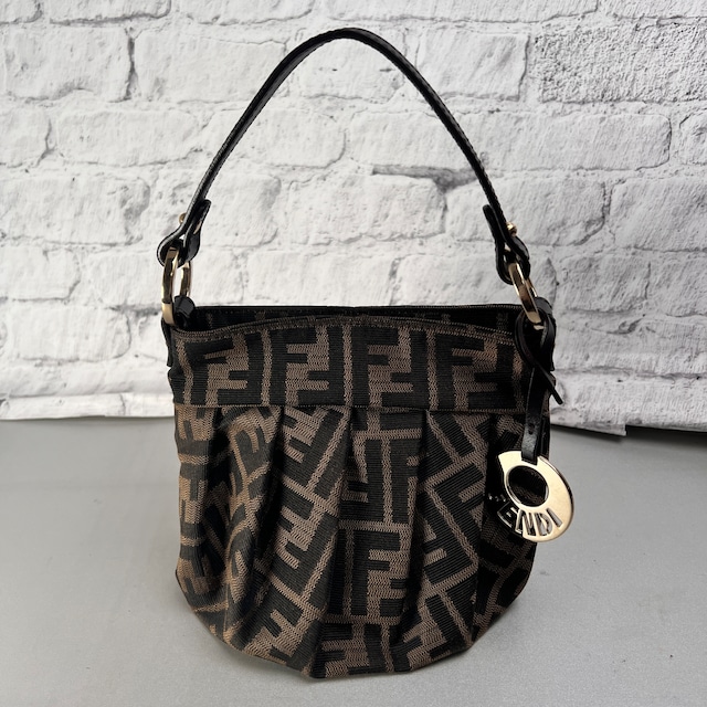 FENDI フェンディ ズッカ チャーム付き キャンバス ハンドバッグ ブラウン A-14111