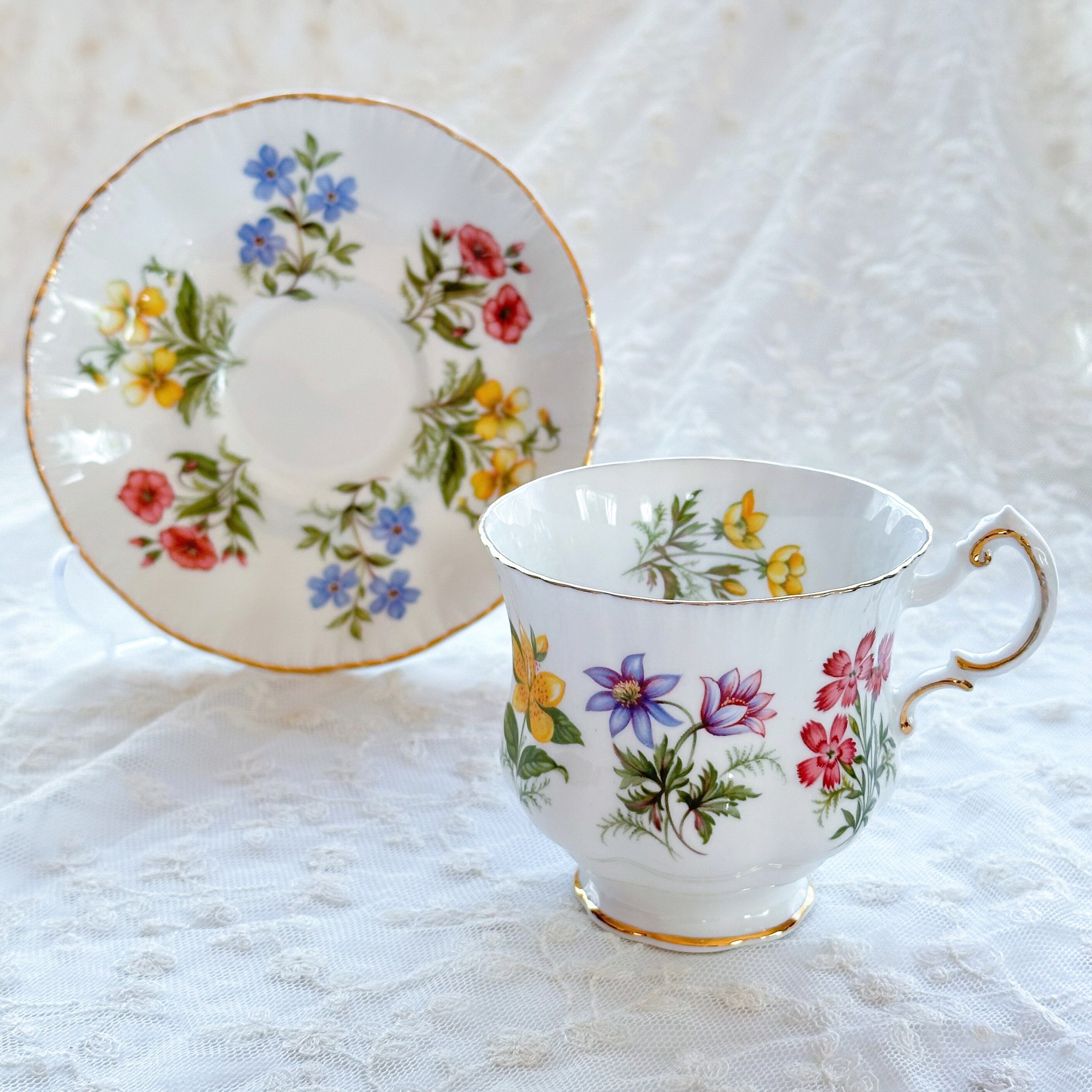 パラゴン ヴィンテージ ティーカップ 英国 洋食器 エインズレイ