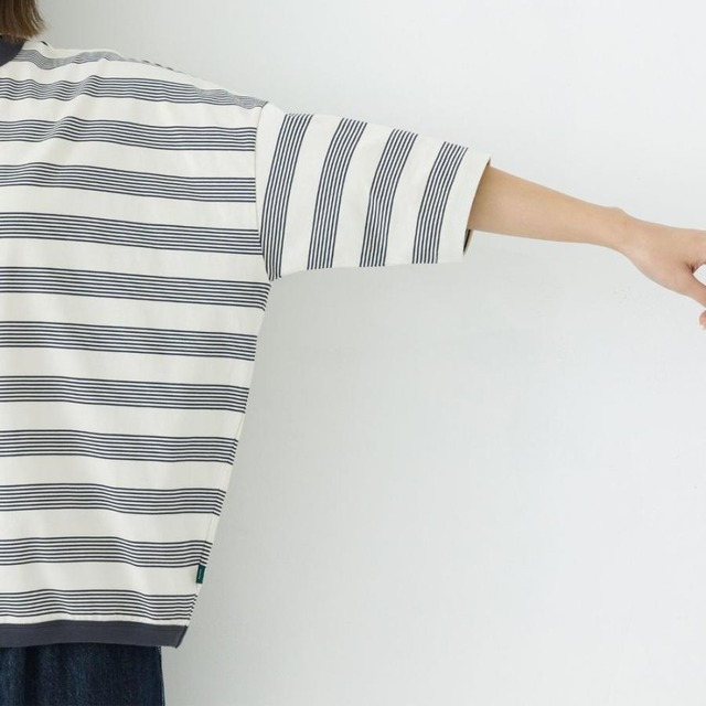 kermu（ケルム）マルチボーダー コクーンワイド7分袖Tシャツ