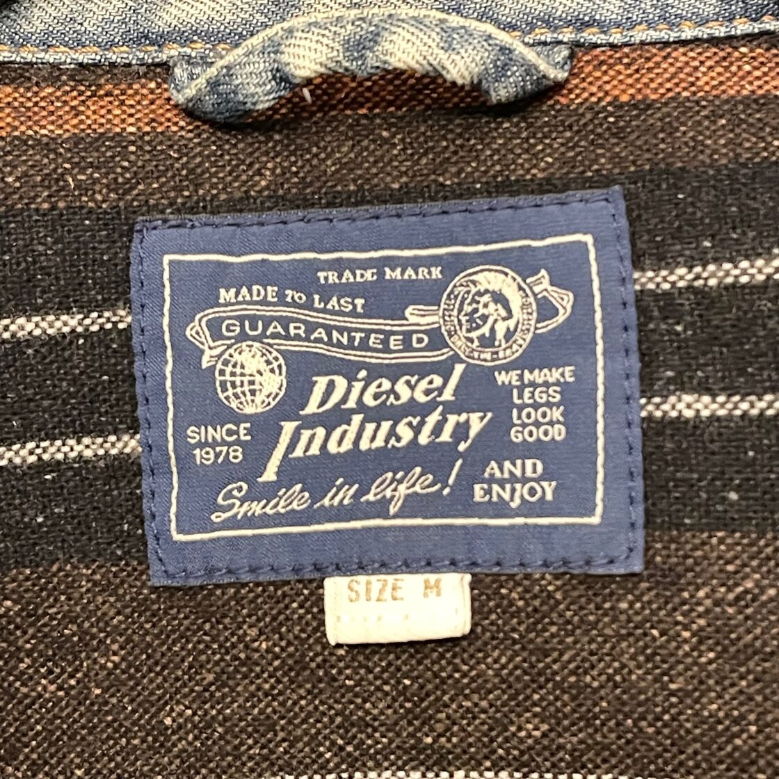 MADE IN ROMANIA製 Diesel Industry ダメージ加工デニムジャケット 