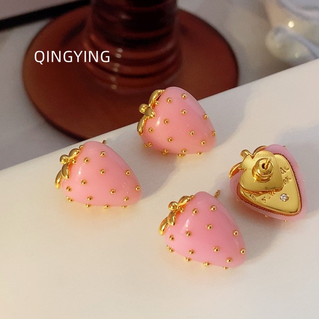 【お取り寄せ商品】いちごモチーフピアス