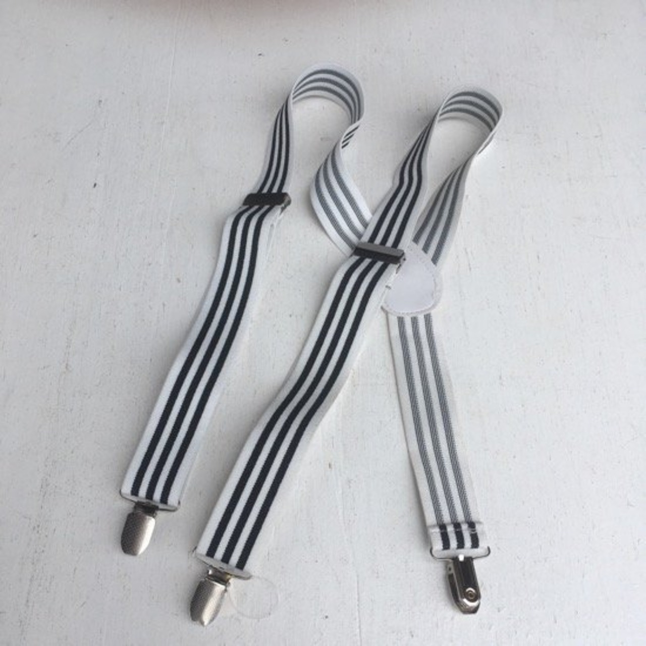 TOPANGA ACCESSORIES　クリップサスペンダー　ホワイトストライプ