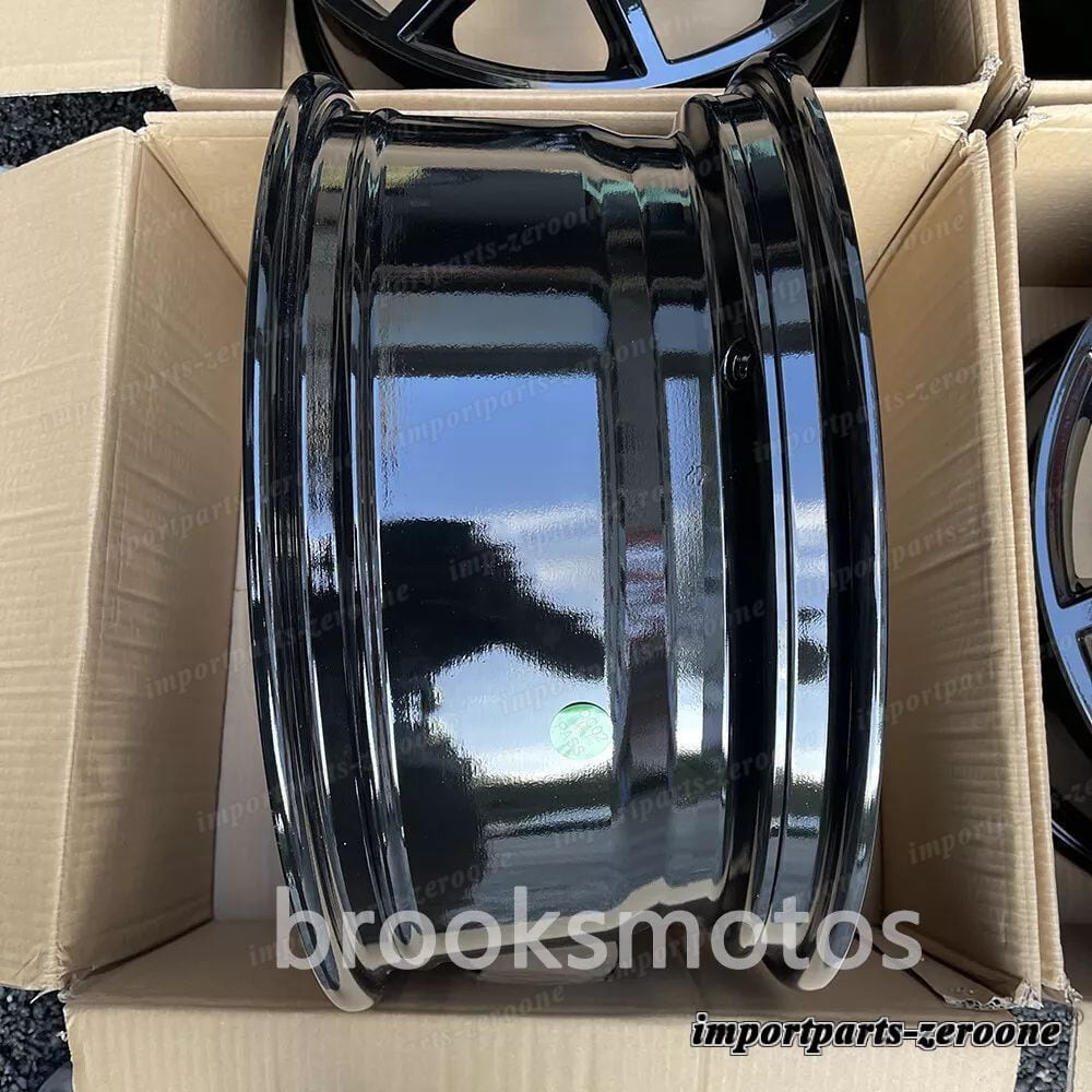 ポポ 18インチグロスブラックスタイルホイールFot ボルボ V60 S60 Polestar