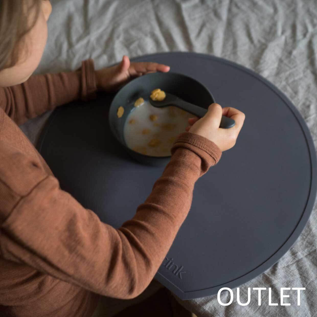 <OUTLET>【シリコンテーブルマット(ランチョンマット・お食事マット)】出産祝い|ベビーギフト|プレゼント|スウェーデン製|cink サンク 公式輸入代理店