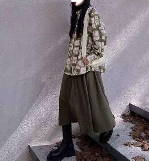 スカート ビッグスイングスカート ミモレ ミモレ丈 Aライン ハイウエスト ウエストゴム かわいい 大人可愛い きれいめ シンプル カジュアル 大人 上品 おしゃれ お洒落 かっこいい こなれ感 キュート ガーリー クール 甘い 無地 春 秋 冬 参観日 発表会 10代 20代 30代 40代 レディース 女性用 ママ デート お出かけ 女子会 休日 パーティー イベント 旅行 ホテル ショッピング 着回し 普段使い お揃い 双子 韓国 韓国系 オルチャン ファッション コーデ スタイル 楽ちん S M