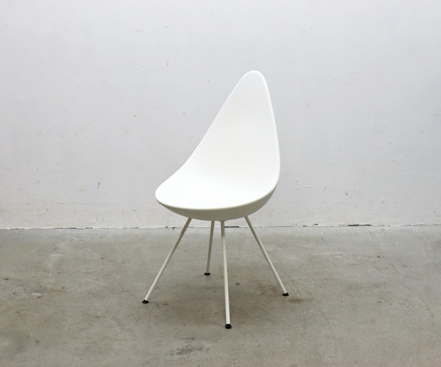 Fritz Hansen フリッツハンセン ドロップ ダイニングチェア アルネ・ヤコブセン 北欧 デンマーク モダン RHT11074
