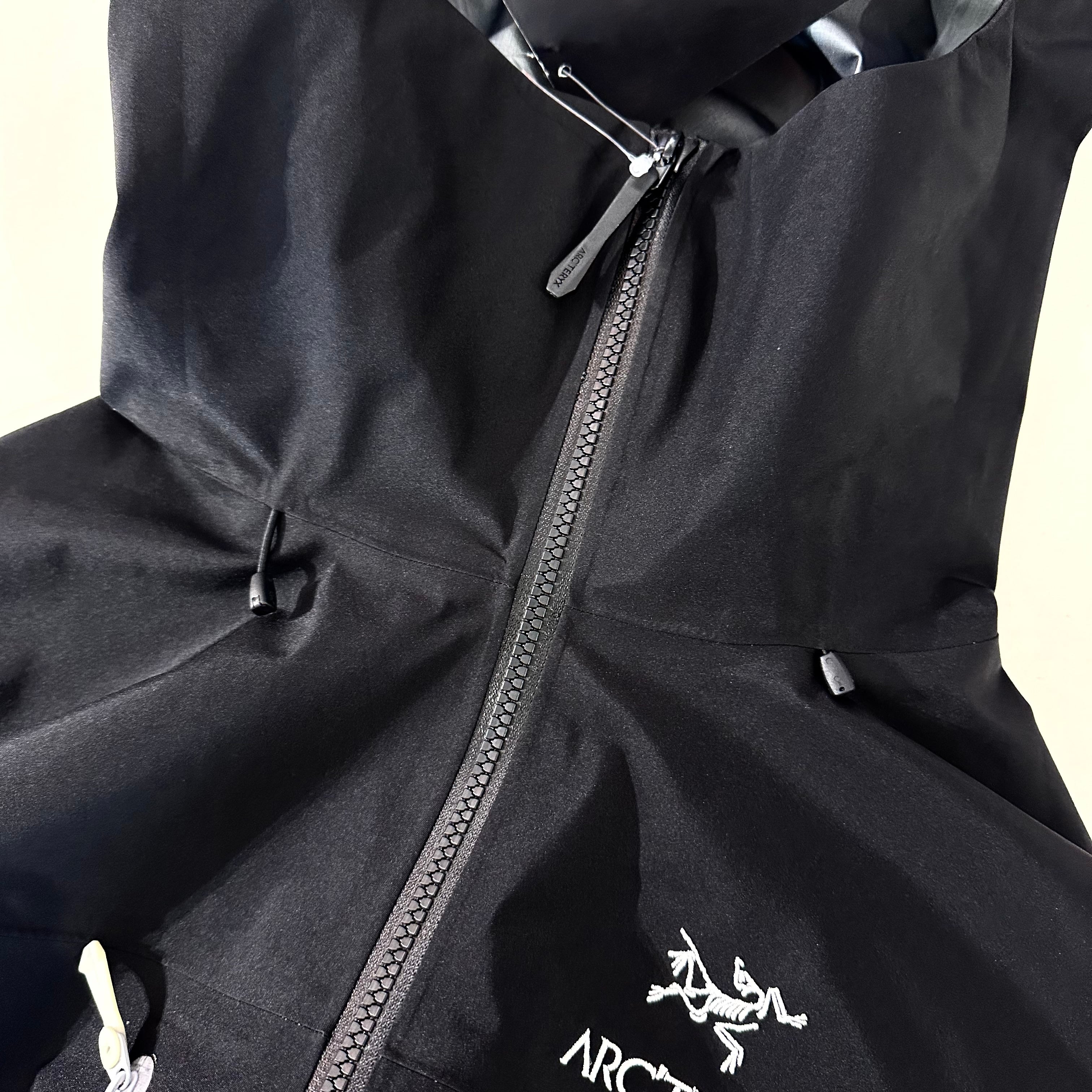 00s ARC'TERYX ALPHA SV JACKET | BerBerJin Yuhodo