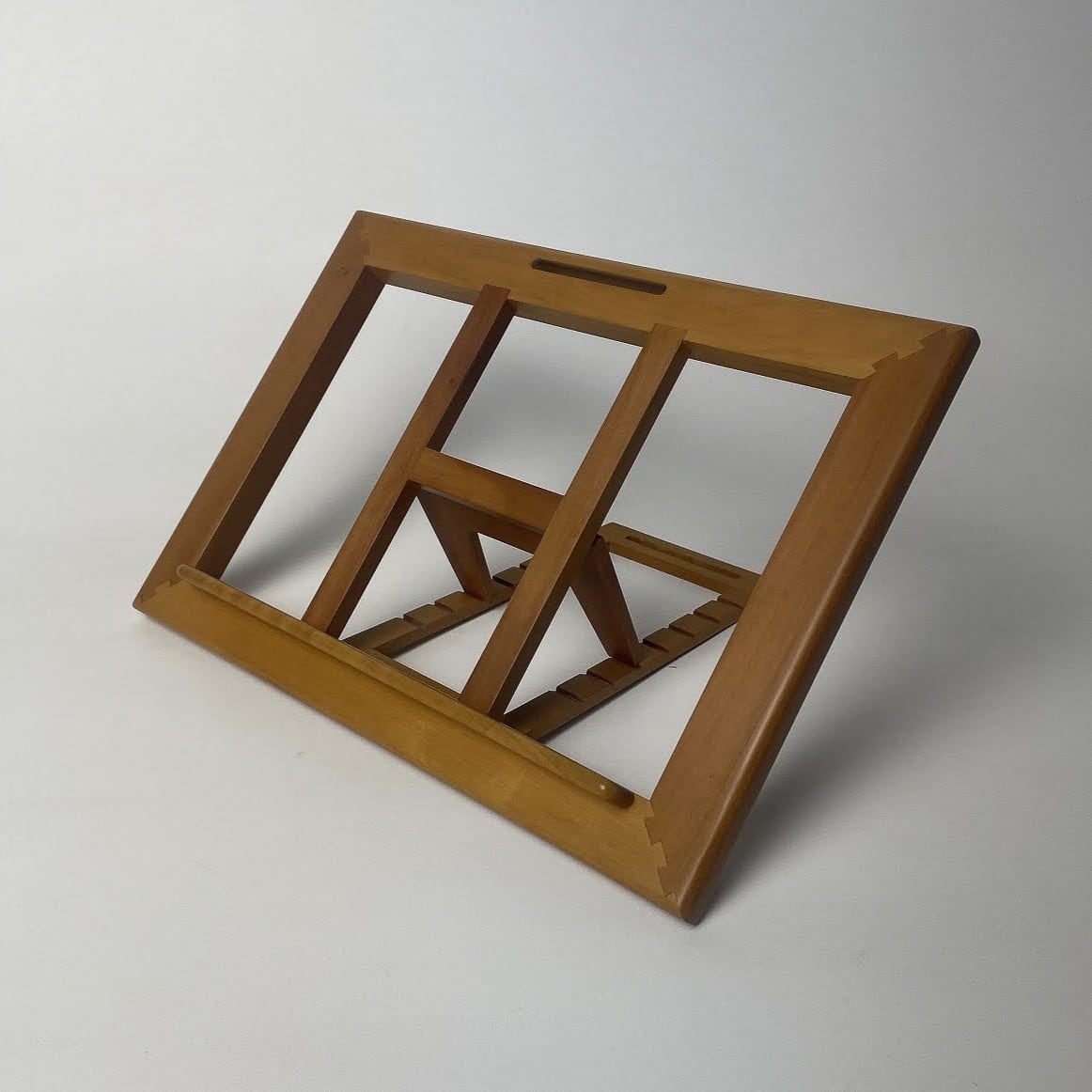 【Vintage】Adjustable Wooden Music stand by Pierluigi Ghianda
