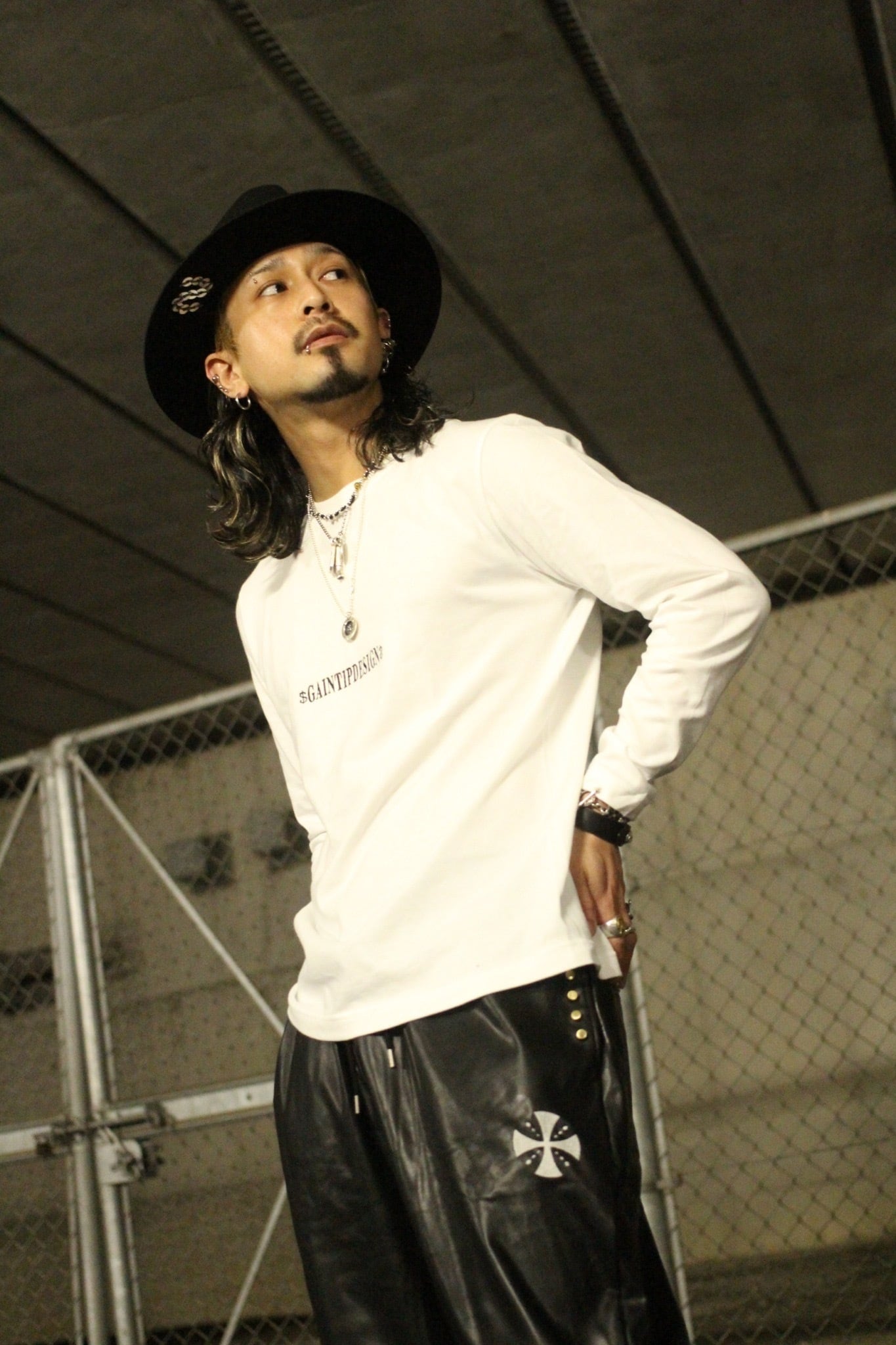 S Studs Fedora Hat | Gain Tip Design S Studs Fedora Hat | Gain Tip Design