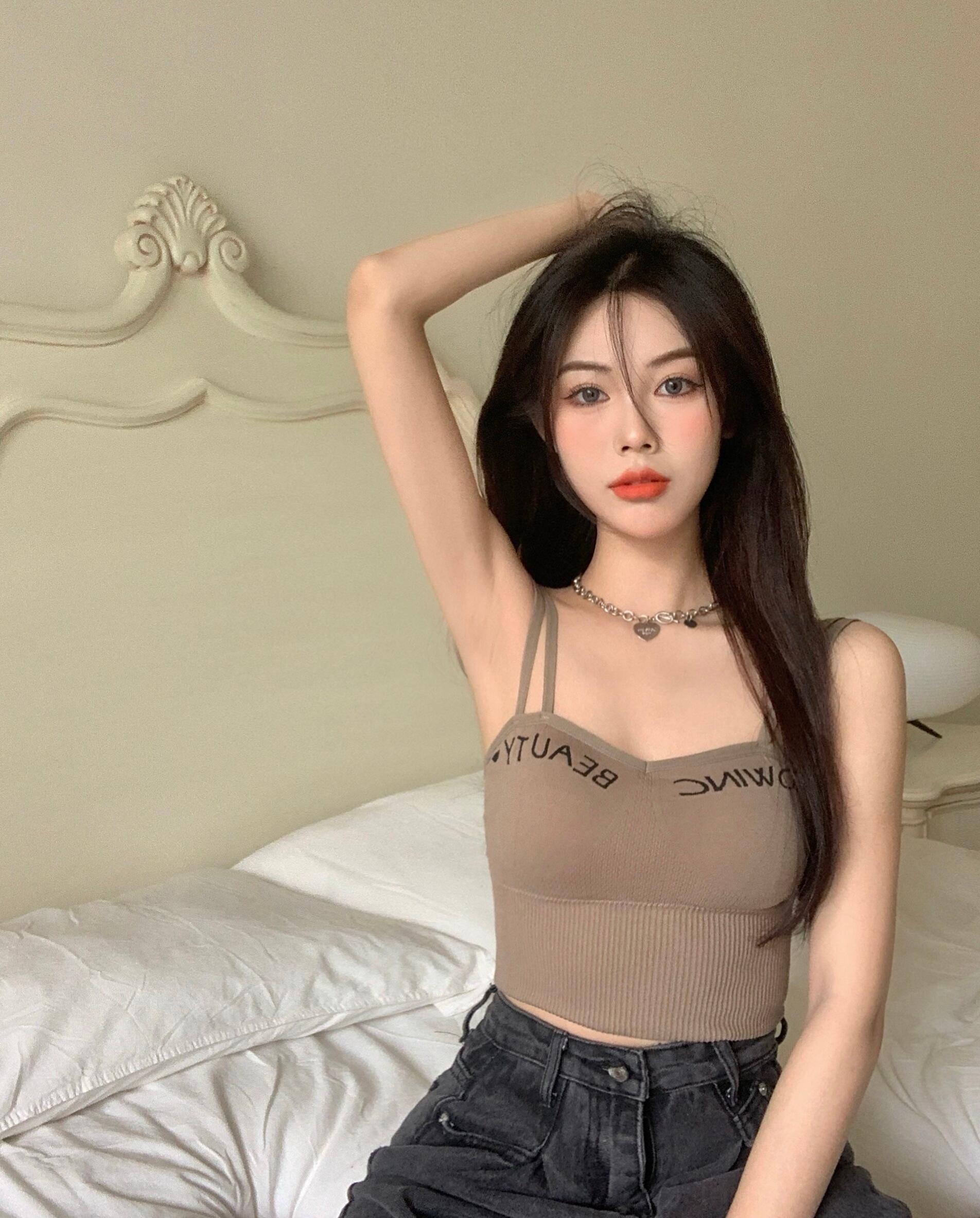 スプリングオータムスリムバックブラックショートコート 春物 秋物 ブラックストロベリース91506304280