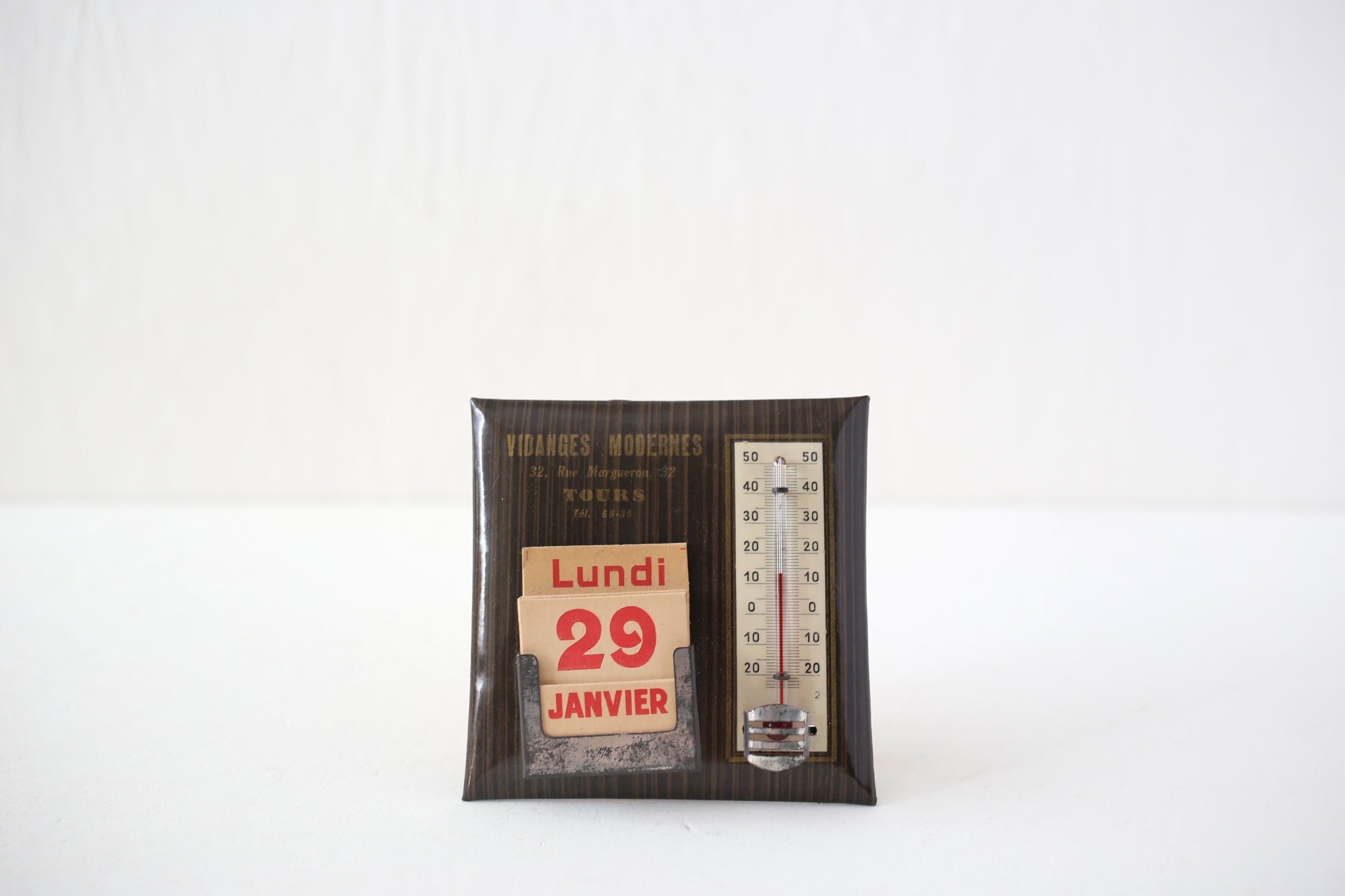 フランス アンティーク ヴィンテージ 壁掛け 万年カレンダー 温度計付き N-04610