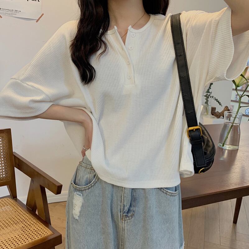 ホワイトTシャツ サマールーズ 夏物 試着室1356761594