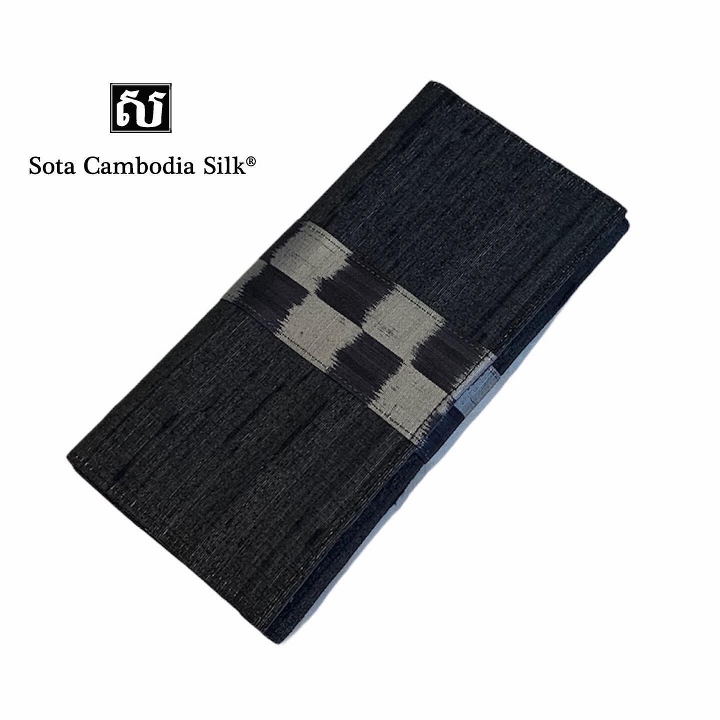【完売】財布 シルク財布 軽い財布【新作】【限定5個】【ラスト一個】スマート財布 シルク財布 財布 ブラック ソウタカンボジアシルク カンボジアシルク シルク