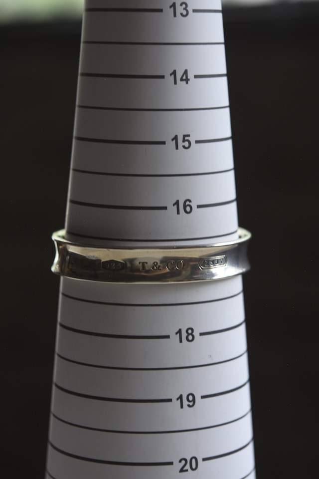 IORI/"Tiffany& Co."bangle/narrow