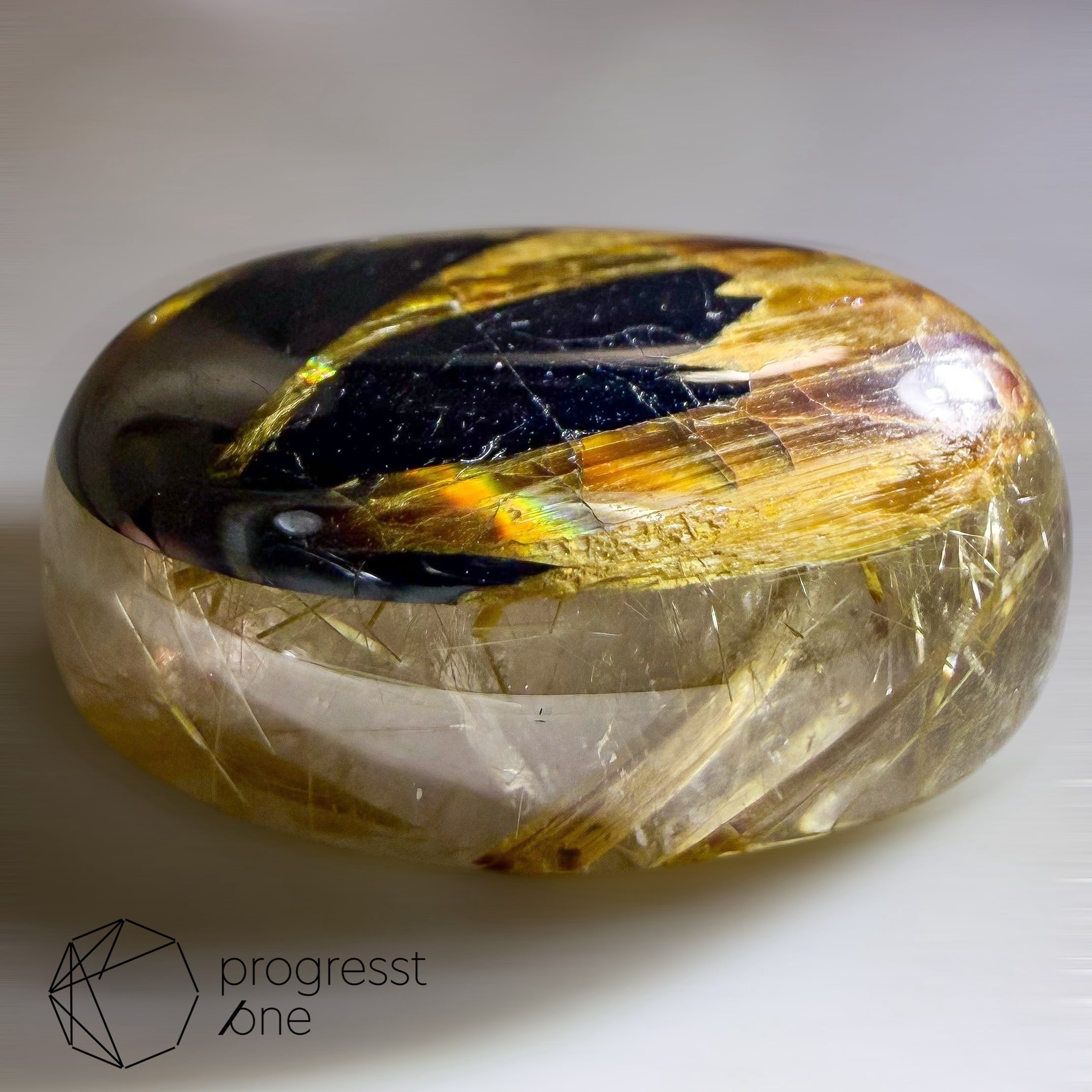 ヘマタイトインルチルクォーツ13.92ct | progresstone