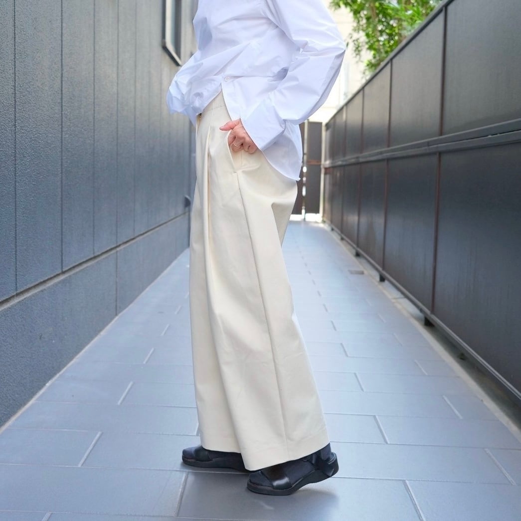 STUDIO NICHOLSONスタジオニコルソン　DORDONI 2点 再入荷STUDIO NICHOLSON(スタジオニコルソン) DORDONI | Debby