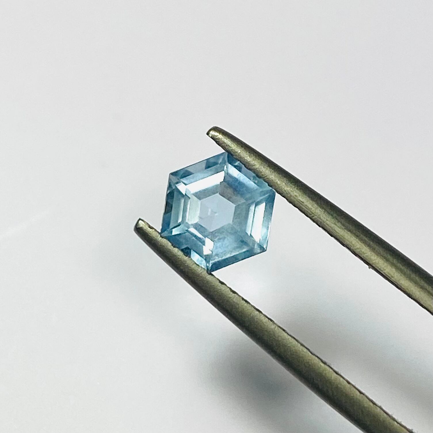 雪の結晶みたいなアクアマリン | FER