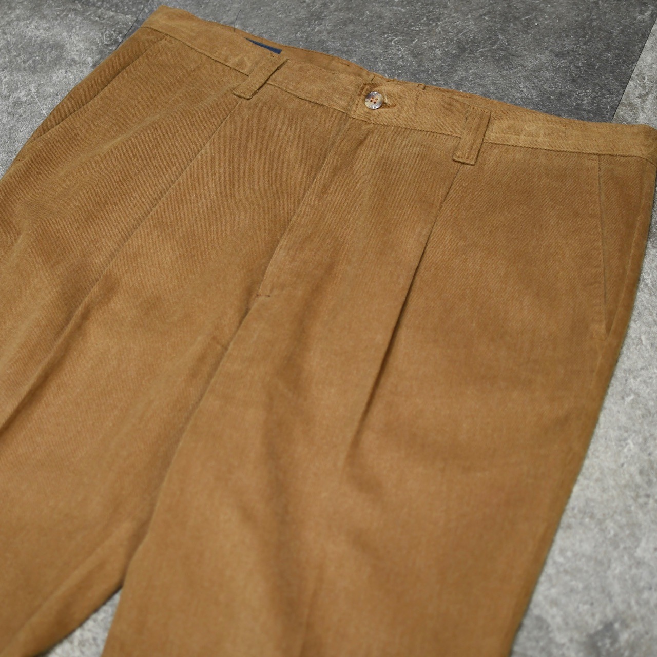 Roy Kompakt camel wide chino pants
