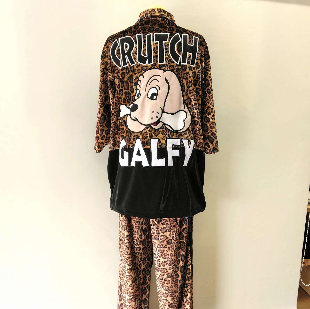 GALFY by CRUTCH ベロア セットアップ