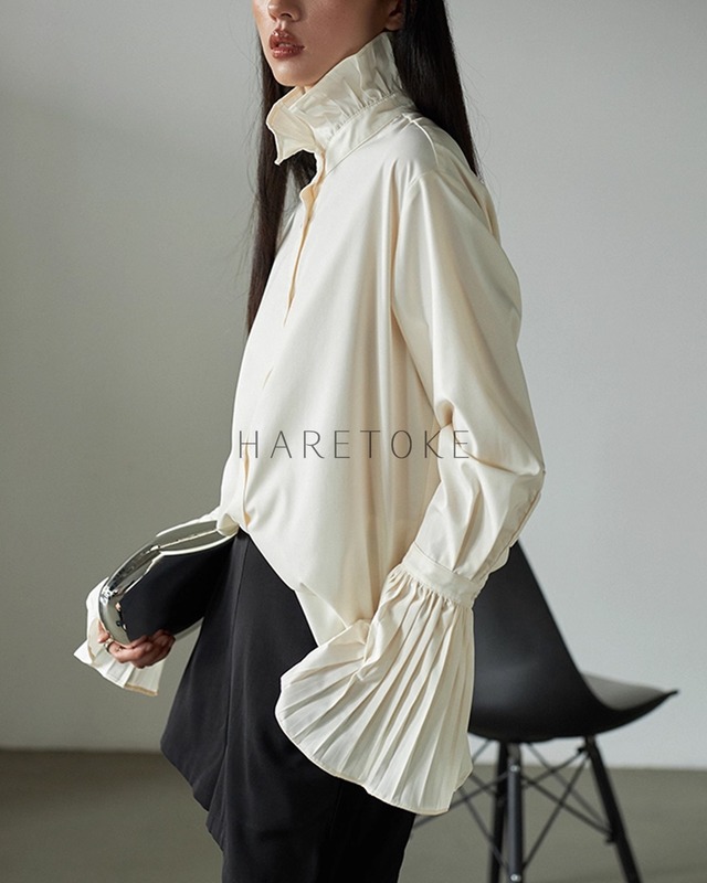 プリーツデザインブラウス　BL218020