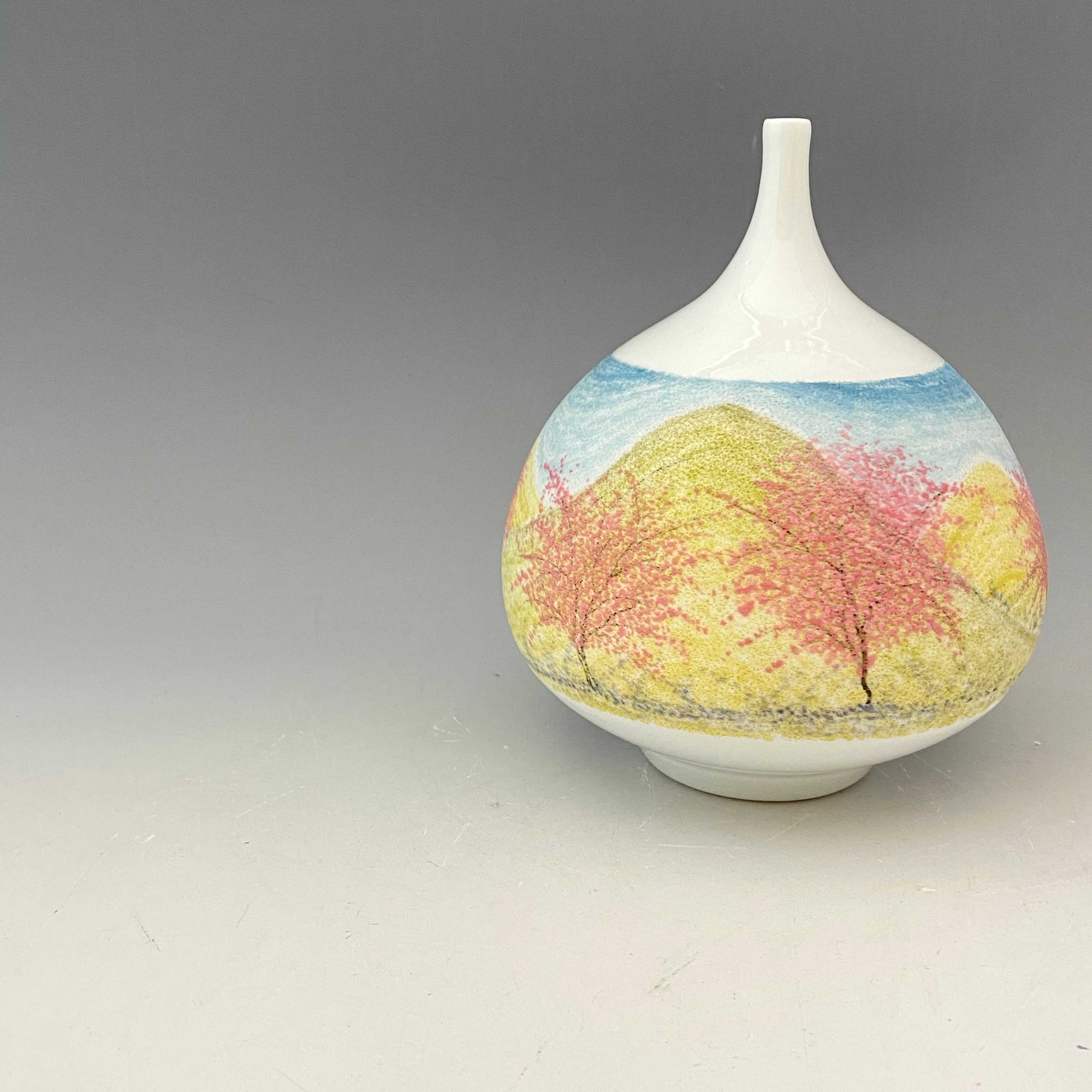 中国　南宋　官窯　金糸鉄線　飾壺　小壺　Z　8608 中尾恭純】点刻象嵌壺 | 中仙窯