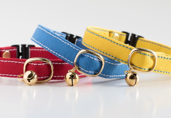 猫雑貨 招福 】 猫 首輪 セーフティバックル付 安全ベルト 鈴付 日本製