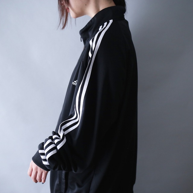 "adidas" black×white good coloring XXL over silhouette track jacket