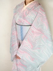 「淡雪のシロップ」♡ピーコック崩し柄〜セオアルファ　浴衣・夏着物・単衣